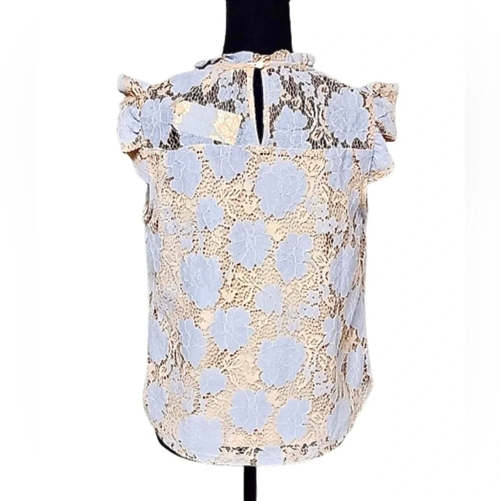 ❎💲SOLD 💲❎ NWT Nude & Periwinkle lined Floral Lace Sleeveless Blouse sz L - Picture 3 of 16